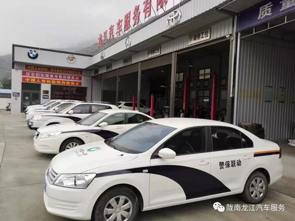金錘鈑金，銀槍噴漆！龍江汽修值得信賴！
