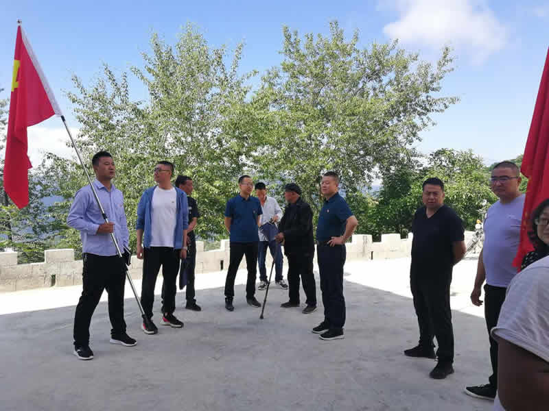 “感黨恩、憶黨史”，--市龍江城鄉(xiāng)發(fā)展集團公司開展慶祝建黨99周年主題黨日活動