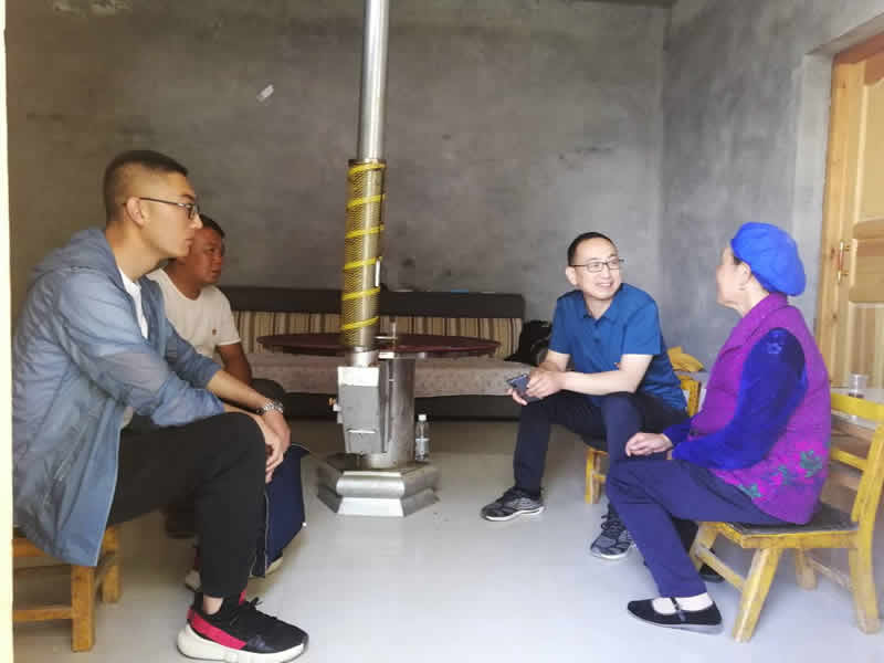 “感黨恩、憶黨史”，--市龍江城鄉(xiāng)發(fā)展集團公司開展慶祝建黨99周年主題黨日活動